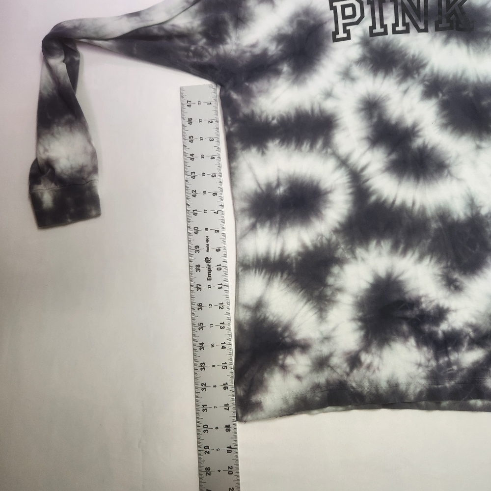 🌸PINK Victoria's Secret Black and White Tie-Dye Long Sleeve Top Size Small - Picture 4 of 5